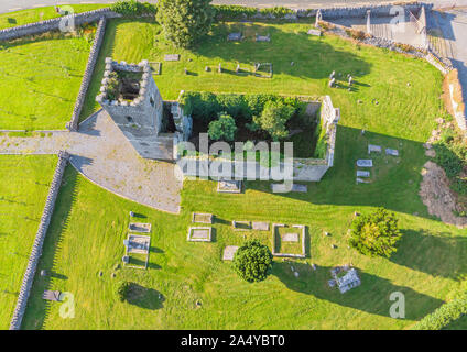 Una veduta aerea di San Giovanni Battista, in Headford, nella contea di Galway, Irlanda. Foto Stock