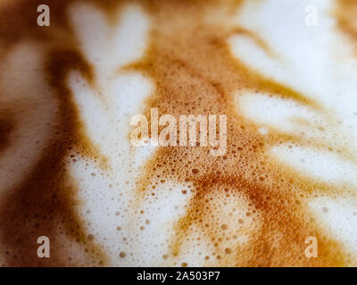 Extreme close up di una tazza di caffè Foto Stock
