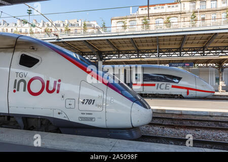 Paris, France – July 23, 2019: French TGV and German ICE high-speed train at Paris Est railway station in France. Foto Stock