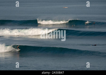 Navigazione a Balangan spiaggia di Bali, Indonesia Foto Stock