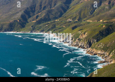 Vista lungo la costa atlantica Chapman's Peak Drive Road,Cape Town, Sud Africa Foto Stock