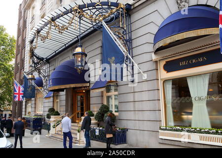 Ingresso al Ritz di Londra, Regno Unito Foto Stock