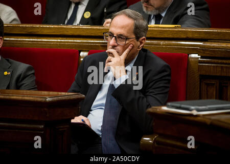 Presidente del catalano il governo regionale QUIM TORRA al parlamento della Catalogna durante una sessione plenaria. Le proteste scoppiate in Catalogna dopo aver passato lunedì indipendentista catalano leader sono stati trovati colpevoli di reati di sedizione e uso improprio di fondi pubblici rivolta verso il carcere che vanno dai 9 ai 13 anni. Foto Stock