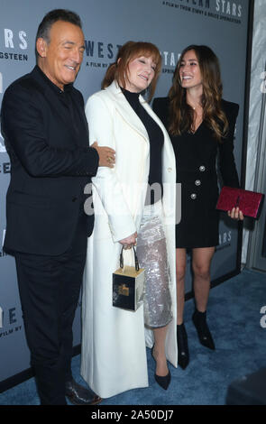 Ottobre 16, 2019 Bruce Springsteen, Patti Scialfa, Jessica Springsteen, partecipare a NY speciale proiezione del Western stelle al Metrograph in New York. Ottobre 16, 2019 Credit:RW/MediaPunch Foto Stock