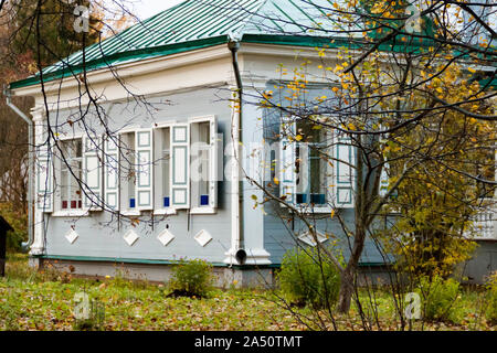 SHAKHMATOVO, Moscow Region, Russia - 13 ottobre 2019: Manor Shakhmatovo membro memorial museo del poeta russo Alexander Blok Foto Stock