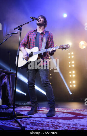 Ottobre 17, 2019, Sydney, NSW, Australia: MORGAN EVANS compie il suo primo spettacolo del tour australiano al Enmore Theatre su ottobre 17, 2019 a Sydney, NSW Australia (credito Immagine: © Christopher Khoury/Australian Press Agency via ZUMA filo) Foto Stock