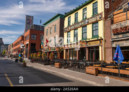 Ottawa, CA - 9 Ottobre 2019: Ristoranti su Clarence Street vicino a Byward Mercato Coperto Foto Stock