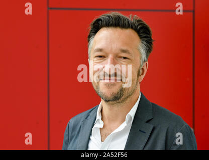 17 ottobre 2019, Assia, Frankfurt/Main: lo scrittore svizzero Lukas Bärfuss alla Fiera del Libro di Francoforte. Foto: Jens Kalaene/dpa-Zentralbild/ZB Foto Stock