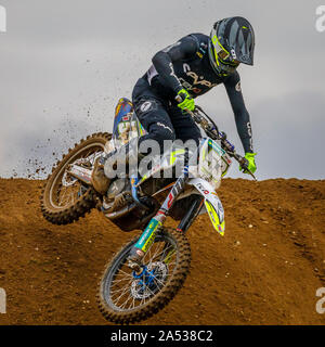 Dylan Walsh il suo Revo UK Husqvana durante il MX2 Maxxis Campionato Britannico di Motocross a Cadders Hill, Lyng, Norfolk, Regno Unito. Foto Stock