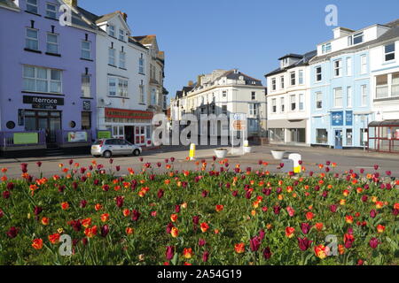 Visualizzare fino Fore Street in Seaton, Devon dall'Esplanade Foto Stock