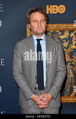 Los Angeles, California, USA. Xvii oct, 2019. Jason Clarke alla premiere di HBO 'Caterina la Grande' al museo del martello. Immagine: Paul Smith/Featureflash Credito: Paul Smith/Alamy Live News Foto Stock