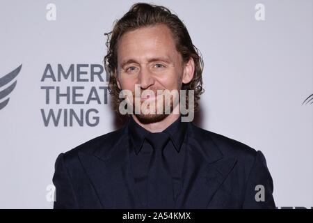 American Theatre Wing 2019 dire sì a artista Gala tenutosi a Cipriani 42nd Street - Arrivi. Dotato di: Tom Hiddleston dove: New York New York, Stati Uniti quando: 16 set 2019 Credit: Giuseppe Marzullo/WENN.com Foto Stock