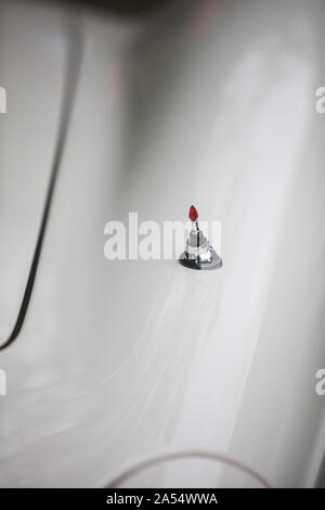 Immagine ravvicinata di un vintage antenna auto. Foto Stock