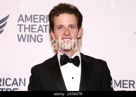 American Theatre Wing 2019 dire sì a artista Gala tenutosi a Cipriani 42nd Street - Arrivi. Dotato di: Joe Carroll dove: New York New York, Stati Uniti quando: 16 set 2019 Credit: Giuseppe Marzullo/WENN.com Foto Stock