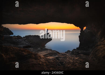 Grotte marine del Capo Greko parco nazionale vicino a Ayia Napa e Protaras sull isola di Cipro, Mare Mediterraneo Foto Stock