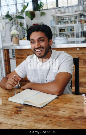 Imprenditore a office meeting Foto Stock