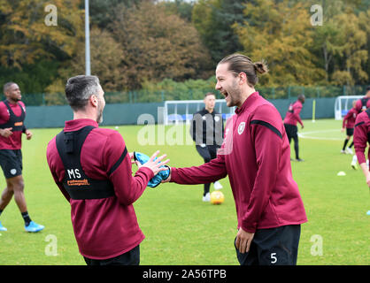 Oriam Sport Performance Centre Riccarton,Edinburgh ,Scotland. Regno Unito .17 Ott 2019.Cuori Pietro Haring è raffigurato durante la sessione di allenamento in anticipo delle domeniche Ladbrokes Premiership match con Rangers. Foto Stock