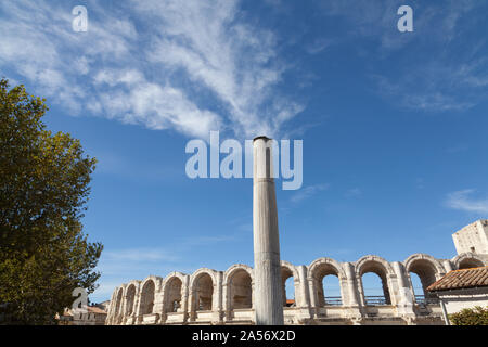 Anfiteatro di Arles, Arles, Bouches-du-Rhône, Francia. Foto Stock