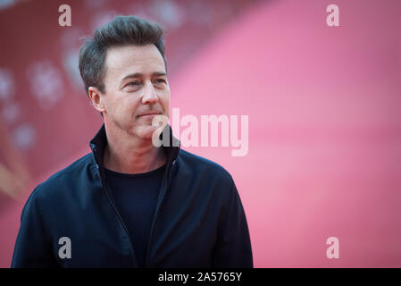 Roma, Italia. 18 ott 2019. Edwart Norton assiste il tappeto rosso durante il XIV Roma Film Fest presso Auditorium Parco della Musica il 18 ottobre 2019. Foto Stock