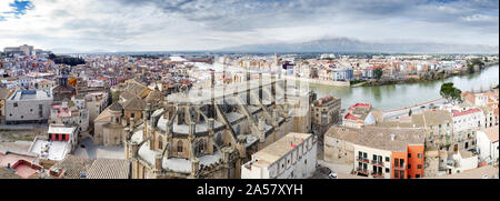 Tortosa sul fiume Ebro, provincia di Tarragona, Catalogne, Spagna Foto Stock