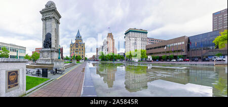 Paesaggio con edifici e Clinton Square, Siracusa, nello Stato di New York, Stati Uniti d'America Foto Stock