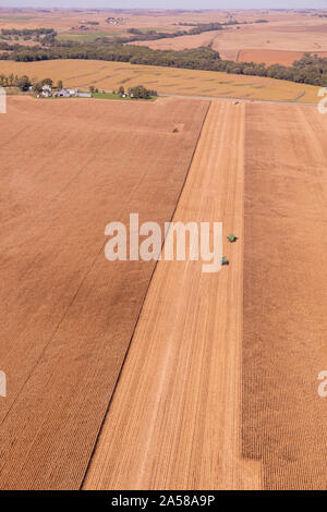 Fotografia aerea di terreni rurali in mulini County, Iowa, USA. Foto Stock