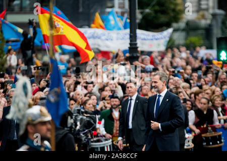 Oviedo, Spagna. Xviii oct, 2019. Il re Filippo VI di Spagna durante la cerimonia della Principessa delle Asturie premi al Teatro Campoamor il 18 ottobre 2019 a Oviedo, Spagna. Credito: David Gato/Alamy Live News Foto Stock