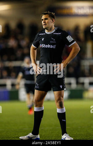 Newcastle, Regno Unito. Xv Sep, 2019. NEWCASTLE UPON TYNE, Inghilterra ottobre 18th Toby Flood di Newcastle Falcons durante la Greene King IPA partita in campionato tra Newcastle Falcons e Hartpury College a Kingston Park, Newcastle venerdì 18 ottobre 2019. (Credit: Chris Lishman | MI News) solo uso editoriale Credito: MI News & Sport /Alamy Live News Foto Stock