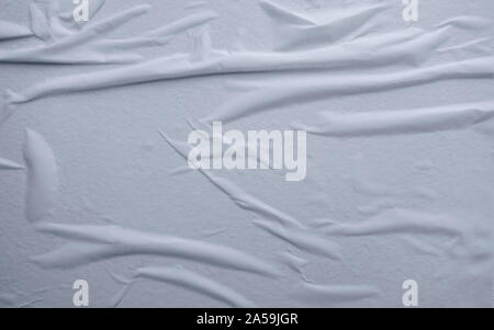 Tasche di aria, stropicciato bianco irregolare incollati Carta da poster effetto di sfondo Foto Stock