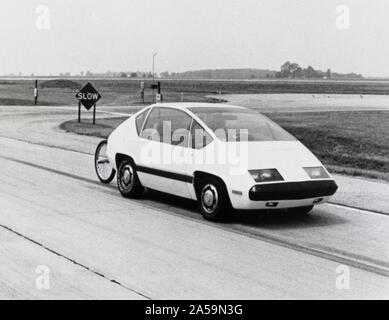 1976 ENERGIA RICERCA E SVILUPPO ERDA di amministrazione / NASA ELETTRICO AUTO PROGRAM Foto Stock