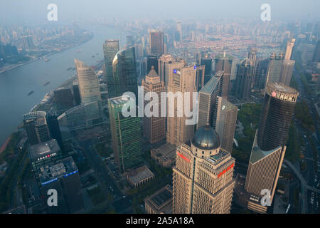 Vista dall'Oriental Pearl Tower Foto Stock