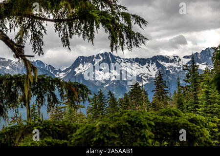 Incontro delle Acque Rogers pass in Canada Foto Stock