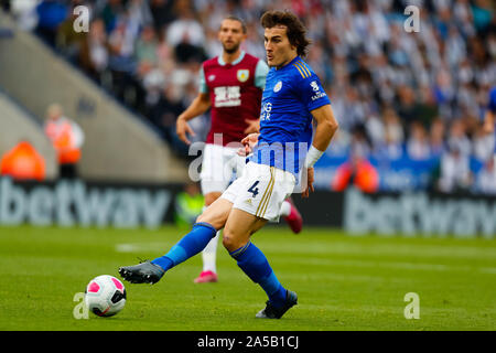 Leicester, Regno Unito. Xix oct, 2019. Il 19 ottobre 2019; il re lo stadio di potenza, Leicester, Midlands, Inghilterra; English Premier League Football, Leicester City versus Burnley; Caglar Soyuncu di Leicester City - rigorosamente solo uso editoriale. Nessun uso non autorizzato di audio, video, dati, calendari, club/campionato loghi o 'live' servizi. Online in corrispondenza uso limitato a 120 immagini, nessun video emulazione. Nessun uso in scommesse, giochi o un singolo giocatore/club/league pubblicazioni Credit: Azione Plus immagini di sport/Alamy Live News Foto Stock