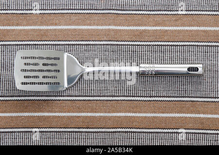 Acciaio inox elettrodomestici da cucina. accessori da cucina. Strumenti di uso domestico. Cucina e cottura. Foto Stock