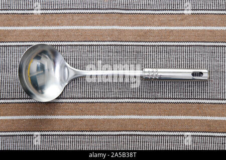 Acciaio inox elettrodomestici da cucina. accessori da cucina. Strumenti di uso domestico. Cucina e cottura. Foto Stock