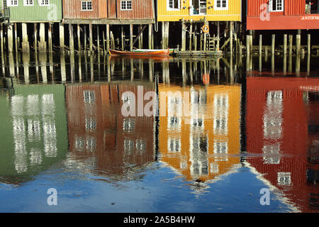 Magazzino su pali, Trondheim, Norvegia. Foto Stock