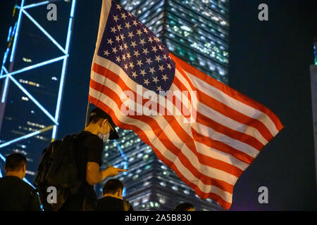 Hong Kong. 14 OTT 2019: Più di 130.000 manifestanti radunati per una manifestazione pacifica nel Distretto Centrale di Hong Kong. Invita gli Stati Uniti a passare il Ho Foto Stock