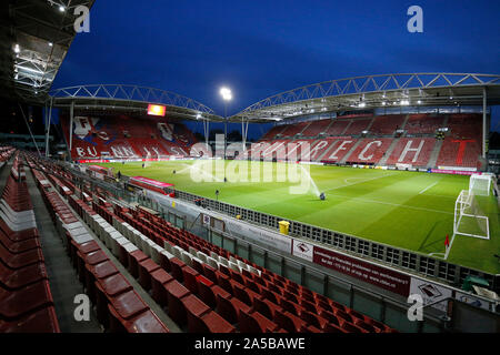 Utrecht, Paesi Bassi. Xix oct, 2019. UTRECHT, 19-10-2019, Stadio Galgenwaard, stagione 2019/2020, olandese Eredivisie, panoramica dello stadio durante la partita FC Utrecht - PSV. Credito: Pro scatti/Alamy Live News Foto Stock