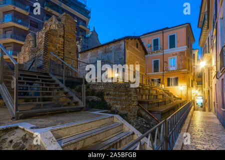 Tempio di antica Teate Marrucinorum. Chieti Foto Stock