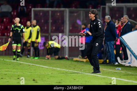 Benevento, Italia. Xix oct, 2019. Il tecnico di Benevento Pippo Inzaghiduring Benevento vs Perugia, Calcio Italiano Serie B del campionato Gli uomini a Benevento, Italia, 19 Ottobre 2019 - LPS/Andrea DÃ Â'Amico Credito: Andrea DÃ Â'Amico/LP/ZUMA filo/Alamy Live News Foto Stock