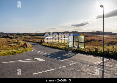 Fermata bus, Carloway, isola di Lewis, Ebridi Esterne Foto Stock