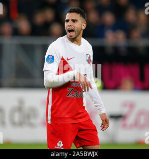 Utrecht, Paesi Bassi. Xix oct, 2019. UTRECHT, 19-10-2019, Stadio Galgenwaard, stagione 2019/2020, olandese Eredivisie, FC Utrecht player Adam Maher durante la partita FC Utrecht - PSV. Credito: Pro scatti/Alamy Live News Foto Stock