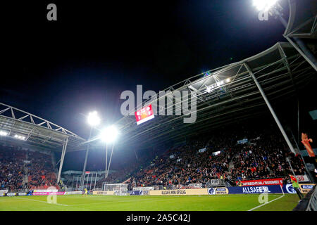Utrecht, Paesi Bassi. Xix oct, 2019. UTRECHT, Stadion Galgenwaard, 19-10-2019, olandese Eredivisie stagione 2019/2020. Utrecht - PSV. Panoramica dello stadio durante il gioco Utrecht - PSV (3-0). Credito: Pro scatti/Alamy Live News Foto Stock