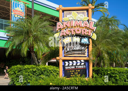 Gli attori degli animali sulla posizione segno, Universal Studios Orlando, Florida, Stati Uniti d'America Foto Stock