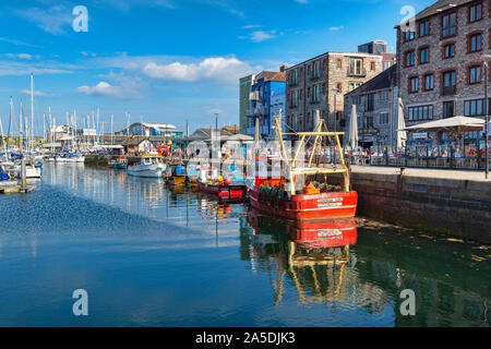 9 Giugno 2018: Plymouth, Devon, Regno Unito - Plymouth Barbican e Sutton Pool. Foto Stock