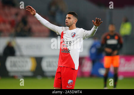 Utrecht, Paesi Bassi. Xix oct, 2019. UTRECHT, 19-10-2019, Stadio Galgenwaard, stagione 2019/2020, olandese Eredivisie, FC Utrecht player Adam Maher durante la partita FC Utrecht - PSV. Credito: Pro scatti/Alamy Live News Foto Stock