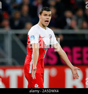 Utrecht, Paesi Bassi. Xix oct, 2019. UTRECHT, 19-10-2019, Stadio Galgenwaard, stagione 2019/2020, olandese Eredivisie, FC Utrecht player Justin Hoogma durante la partita FC Utrecht - PSV. Credito: Pro scatti/Alamy Live News Foto Stock