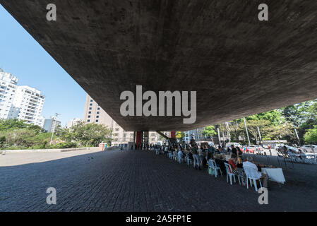 SAO PAULO, Brasile - 05, Ottobre 2019: ampio angolo immagine dell'arte museo MASP, un punto di riferimento di Sao Paulo, Brasile Foto Stock