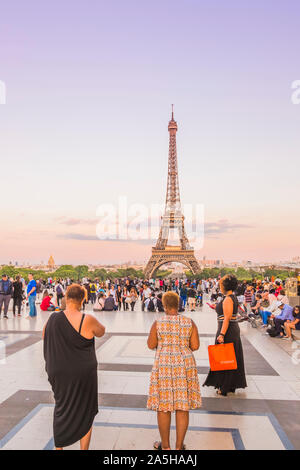 Torre Eiffel vista dal Trocadero Foto Stock