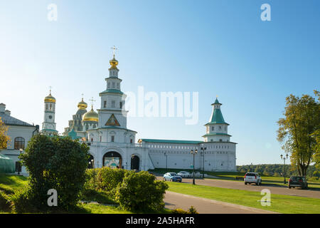 La nuova Gerusalemme, ISTRA, RUSSIA - Agosto 29, 2019: porta la Chiesa del Signore ingresso in Gerusalemme. La risurrezione la nuova Gerusalemme Stauropegial monastero. Foto Stock